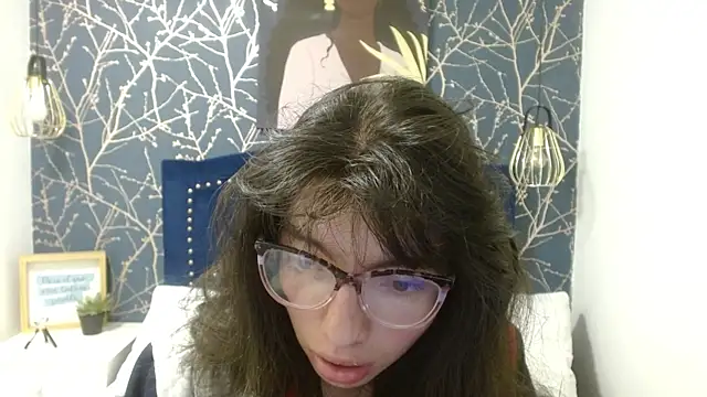 Allyshon  online show from May 2026 07:44:01 PM