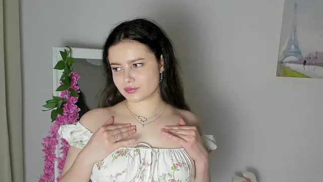 Snapshot of rizz_caprice_ chatting on May 2026 06:47:02 PM rizz caprice online show from May 2026 06:47:02 PM