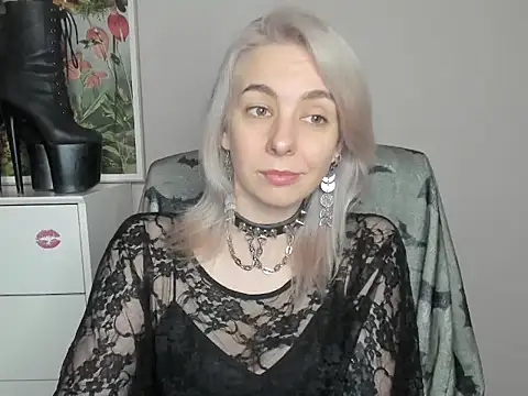 velvetanne online show from June 2026 06:45:02 AM