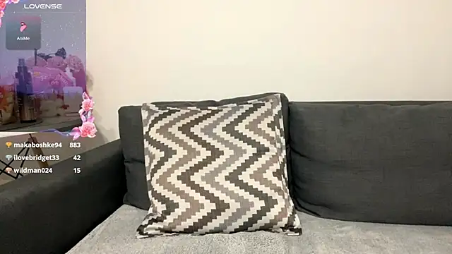 Snapshot of Sofa_crystal chatting on May 2026 10:16:02 PM Sofa crystal online show from May 2026 10:16:02 PM