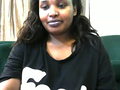 Snapshot of aliayah5 chatting on June 2026 12:08:01 AM aliayah5 online show from June 2026 12:08:01 AM