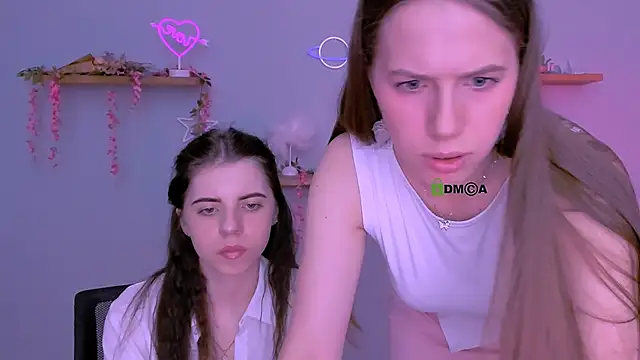 Snapshot of lyra_desire chatting on May 2026 10:10:01 AM lyra desire online show from May 2026 10:10:01 AM