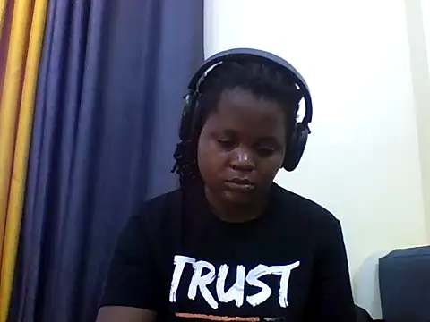 Snapshot of ladar chatting on May 2026 05:03:01 AM ladar online show from May 2026 05:03:01 AM