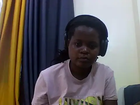 Snapshot of ladar chatting on May 2026 05:04:01 AM ladar online show from May 2026 05:04:01 AM