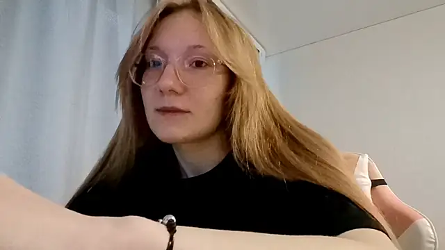 Snapshot of LauraTurber chatting on May 2026 03:08:02 PM LauraTurber online show from May 2026 03:08:02 PM