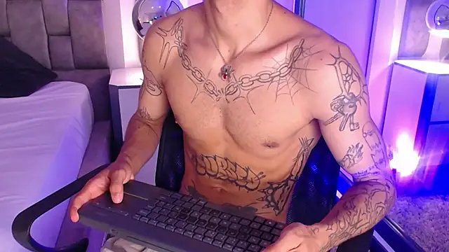 EnzoHunters online show from May 2026 03:48:01 AM
