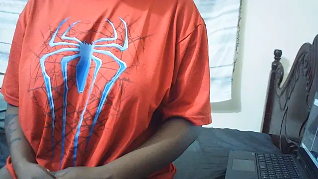 emmyteaz1 online show from May 2026 08:09:02 AM