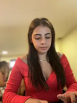 Hanna Cruz  online show from July 2026 04:22:02 PM