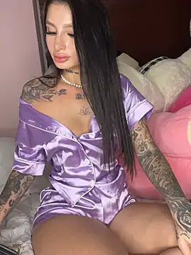 natali gray online show from June 2026 01:18:01 AM