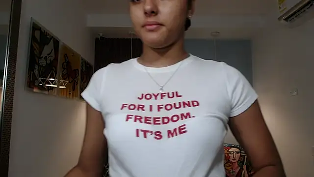  Lucy Grey  online show from May 2026 11:07:01 AM