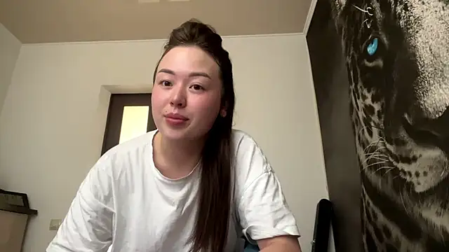 Snapshot of ChelsieThuman chatting on June 2026 04:38:02 AM ChelsieThuman online show from June 2026 04:38:02 AM