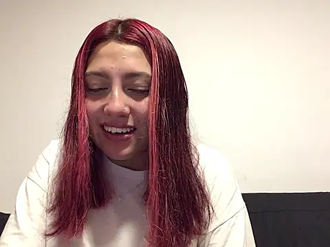 Emma Cut online show from June 2026 10:24:02 AM