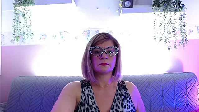 Samantha Brm online show from May 2026 08:26:01 PM