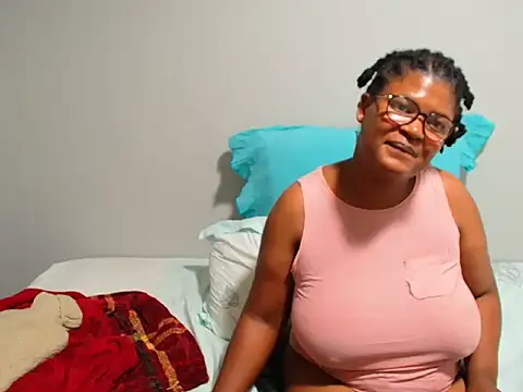 CandyYumsAerolaXX online show from June 2026 07:27:02 PM