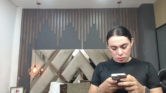Snapshot of MartinaaFit chatting on May 2026 12:03:02 PM MartinaaFit online show from May 2026 12:03:02 PM