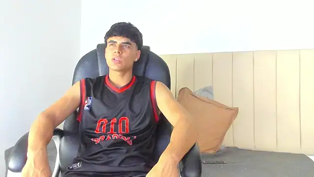 Toji ferrer online show from July 2026 10:24:02 PM
