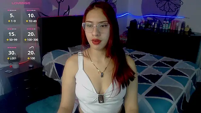 Snapshot of ashly_litlle chatting on June 2026 03:17:02 PM ashly litlle online show from June 2026 03:17:02 PM