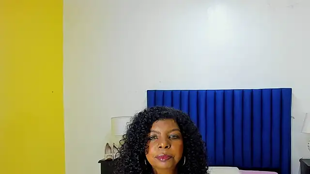 XtinaRave online show from May 2026 07:00:01 PM
