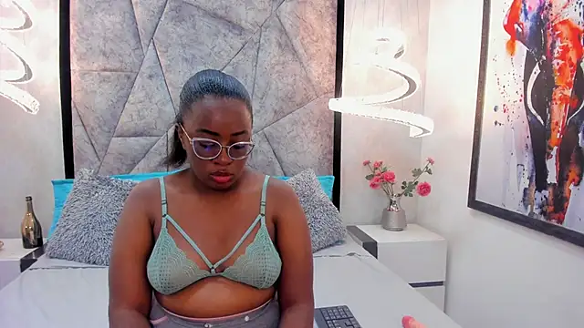 ZoeBrowns online show from May 2026 12:24:01 PM