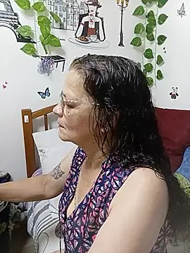 Snapshot of katrinna_ chatting on May 2026 11:44:01 PM katrinna online show from May 2026 11:44:01 PM