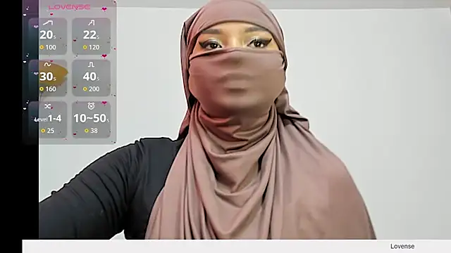 Snapshot of Samira_1 chatting on May 2026 08:04:02 PM Samira 1 online show from May 2026 08:04:02 PM