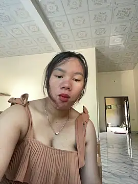 Snapshot of Suki-love chatting on May 2026 01:46:01 AM Suki-love online show from May 2026 01:46:01 AM