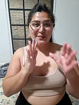 Snapshot of morena95_ chatting on July 2026 05:56:02 PM morena95 online show from July 2026 05:56:02 PM
