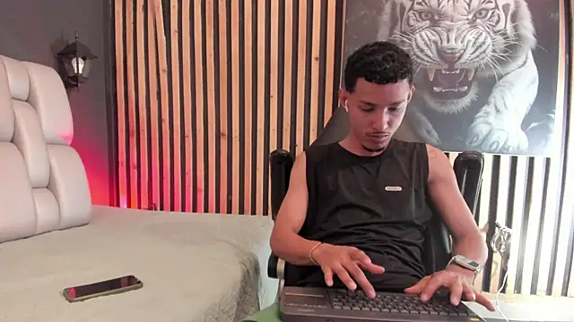 Snapshot of Camilo_Contreras chatting on July 2026 07:49:02 PM Camilo Contreras online show from July 2026 07:49:02 PM