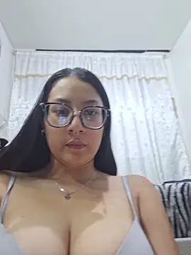 Snapshot of Isax_red chatting on May 2026 09:53:01 PM Isax red online show from May 2026 09:53:01 PM