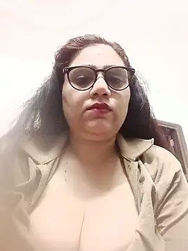 yourchahat27 online show from May 2026 10:36:01 PM