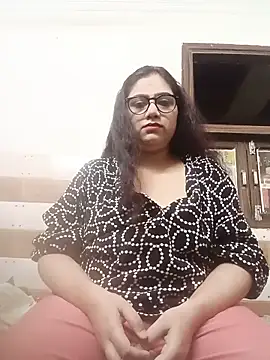 yourchahat27 online show from May 2026 06:28:02 PM