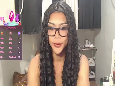 BeatrixGray02 online show from May 2026 04:25:01 PM