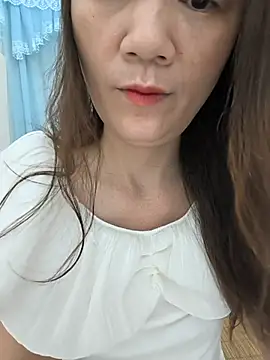 Snapshot of Lye_lovely chatting on June 2026 10:01:01 PM Lye lovely online show from June 2026 10:01:01 PM