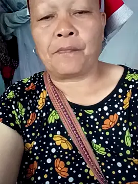 Snapshot of Bong_sexy chatting on June 2026 02:57:01 AM Bong sexy online show from June 2026 02:57:01 AM