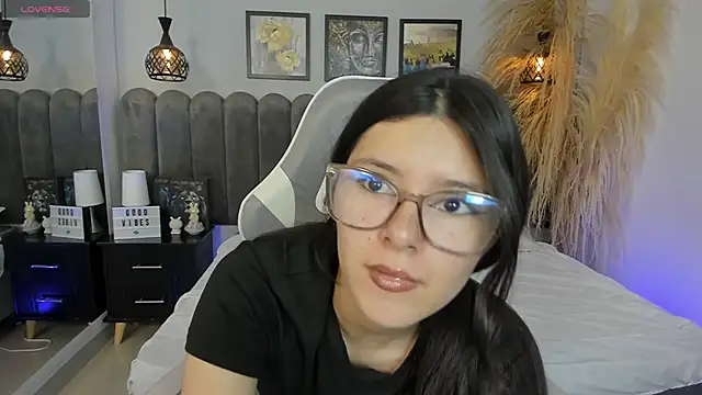 amber hill   online show from May 2026 12:12:01 PM