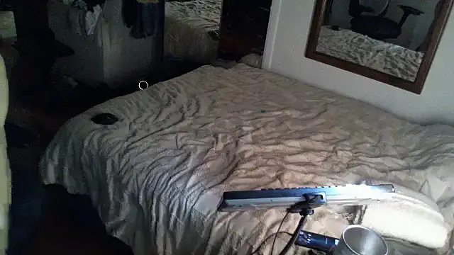 Clevername90 online show from September 2025 06:32:02 PM