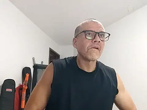 Snapshot of Gaceru01006 chatting on July 2026 01:10:02 AM Gaceru01006 online show from July 2026 01:10:02 AM