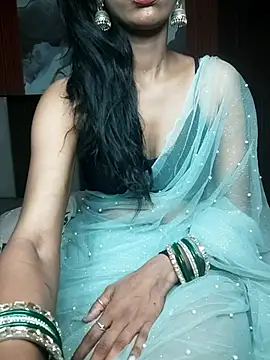 PUNAM779 online show from May 2026 12:01:01 PM