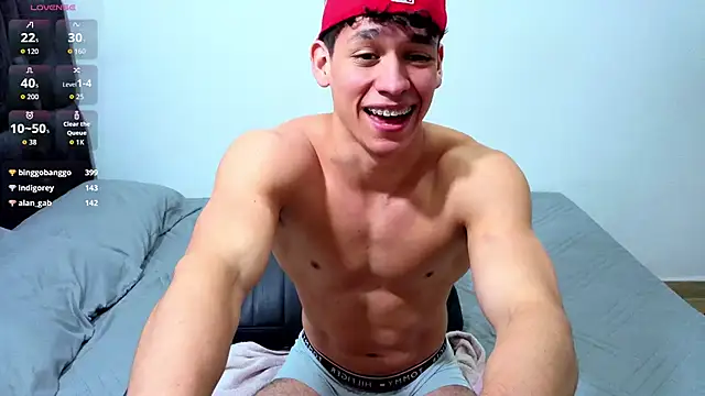 Snapshot of Luke_Muscle chatting on June 2026 02:51:02 AM Luke Muscle online show from June 2026 02:51:02 AM