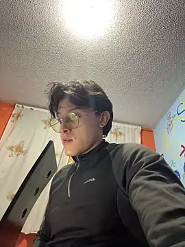 Alan Jhones online show from June 2026 01:29:01 AM
