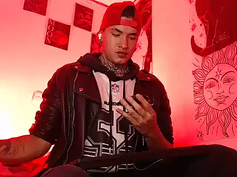 AlecBanne  online show from August 2026 09:06:01 PM
