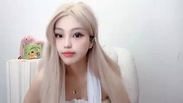jiangjiang2005 online show from June 2026 05:48:01 PM