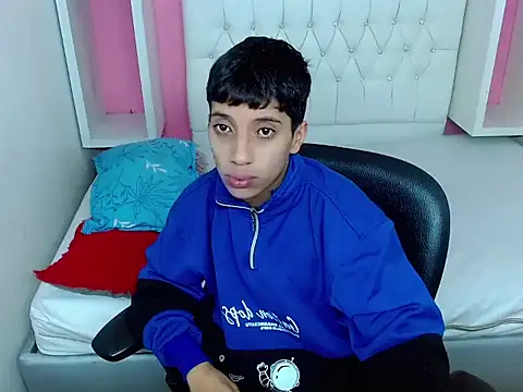 Snapshot of jl_brayan12 chatting on May 2026 03:27:01 PM jl brayan12 online show from May 2026 03:27:01 PM