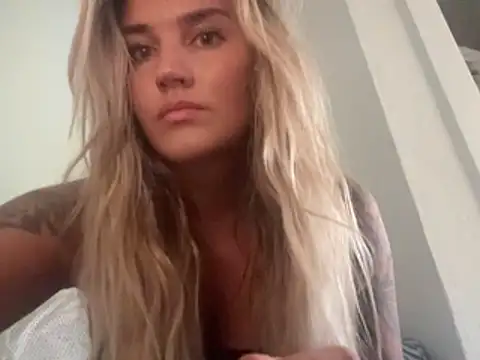 thebeachyblonde online show from July 2026 10:58:02 PM