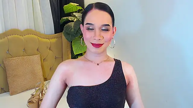 Snapshot of LexiLoreOnTop chatting on June 2026 02:30:01 PM LexiLoreOnTop online show from June 2026 02:30:01 PM