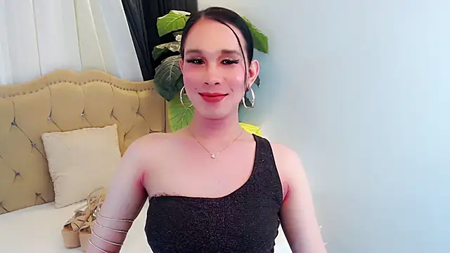 Snapshot of LexiLoreOnTop chatting on June 2026 05:58:02 PM LexiLoreOnTop online show from June 2026 05:58:02 PM