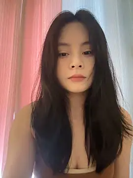 Snapshot of enen-123 chatting on May 2026 06:00:02 AM enen-123 online show from May 2026 06:00:02 AM