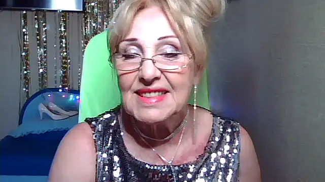 Snapshot of Wena-Sweety chatting on May 2026 04:40:02 AM Wena-Sweety online show from May 2026 04:40:02 AM