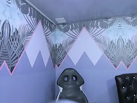 AuroraGreyy online show from May 2026 11:40:01 AM