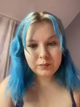 Snapshot of Stefani_Art chatting on June 2026 09:52:02 PM Stefani Art online show from June 2026 09:52:02 PM